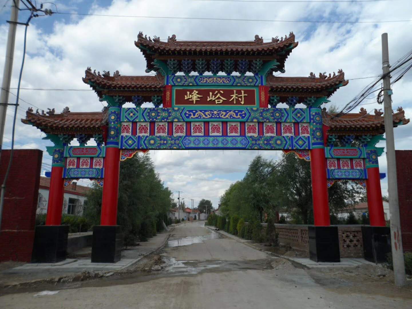 仿古建筑水泥牌楼美丽乡村街道景观彩绘古建牌坊村镇标志建筑门楼图片