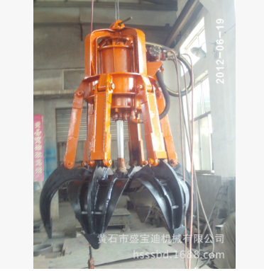 中心回轉(zhuǎn)抓巖機(jī)圖片