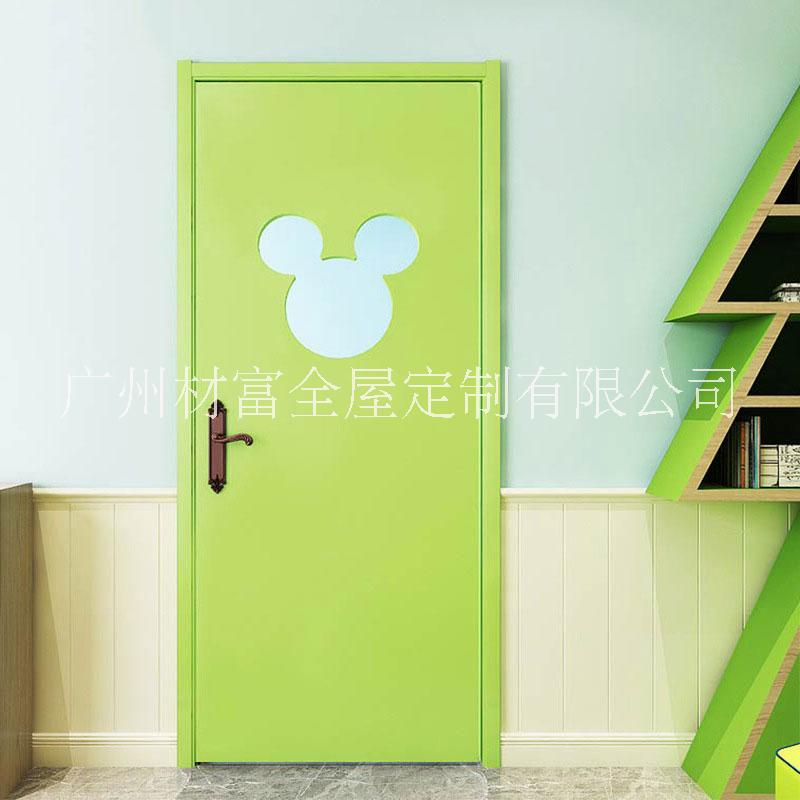 定制幼兒園半玻璃教室工程木門免漆室內(nèi)卡通房間木門環(huán)保實(shí)木復(fù)合門廠家 教室木門,卡通木門
