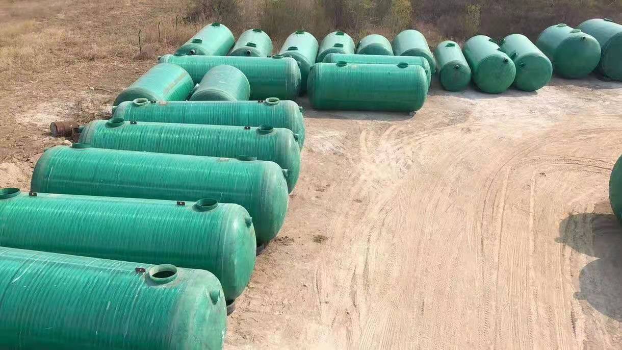 污水池玻璃鋼化糞池圖片