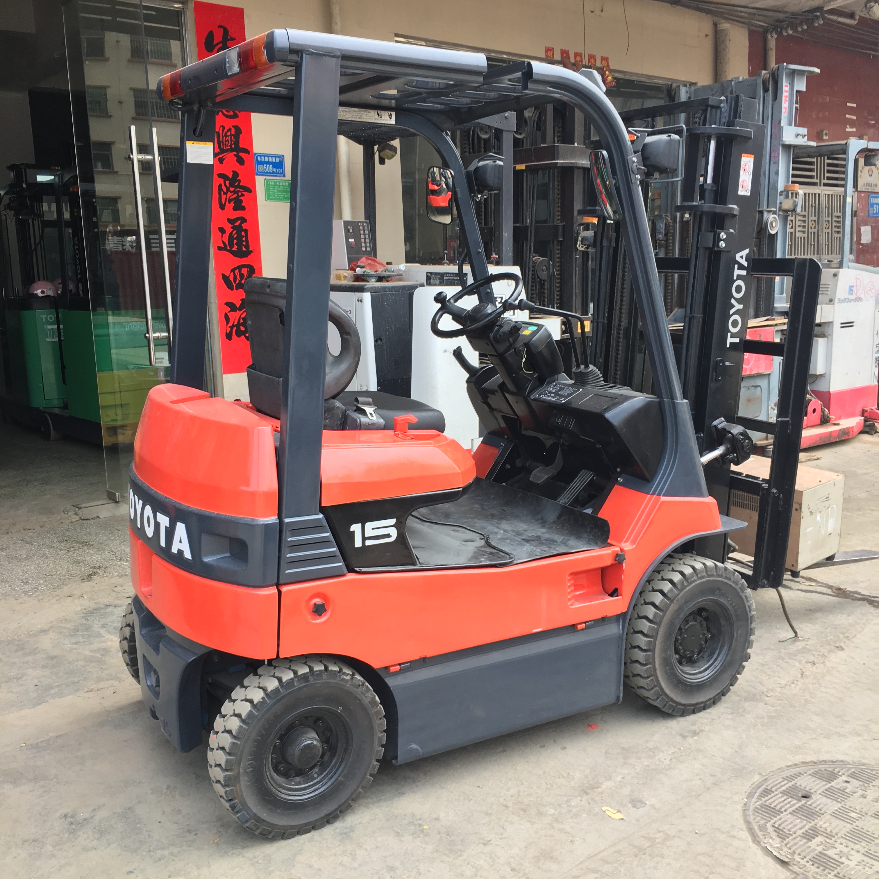 1.5噸TOYOTA叉車圖片/1.5噸TOYOTA叉車樣板圖 (3)