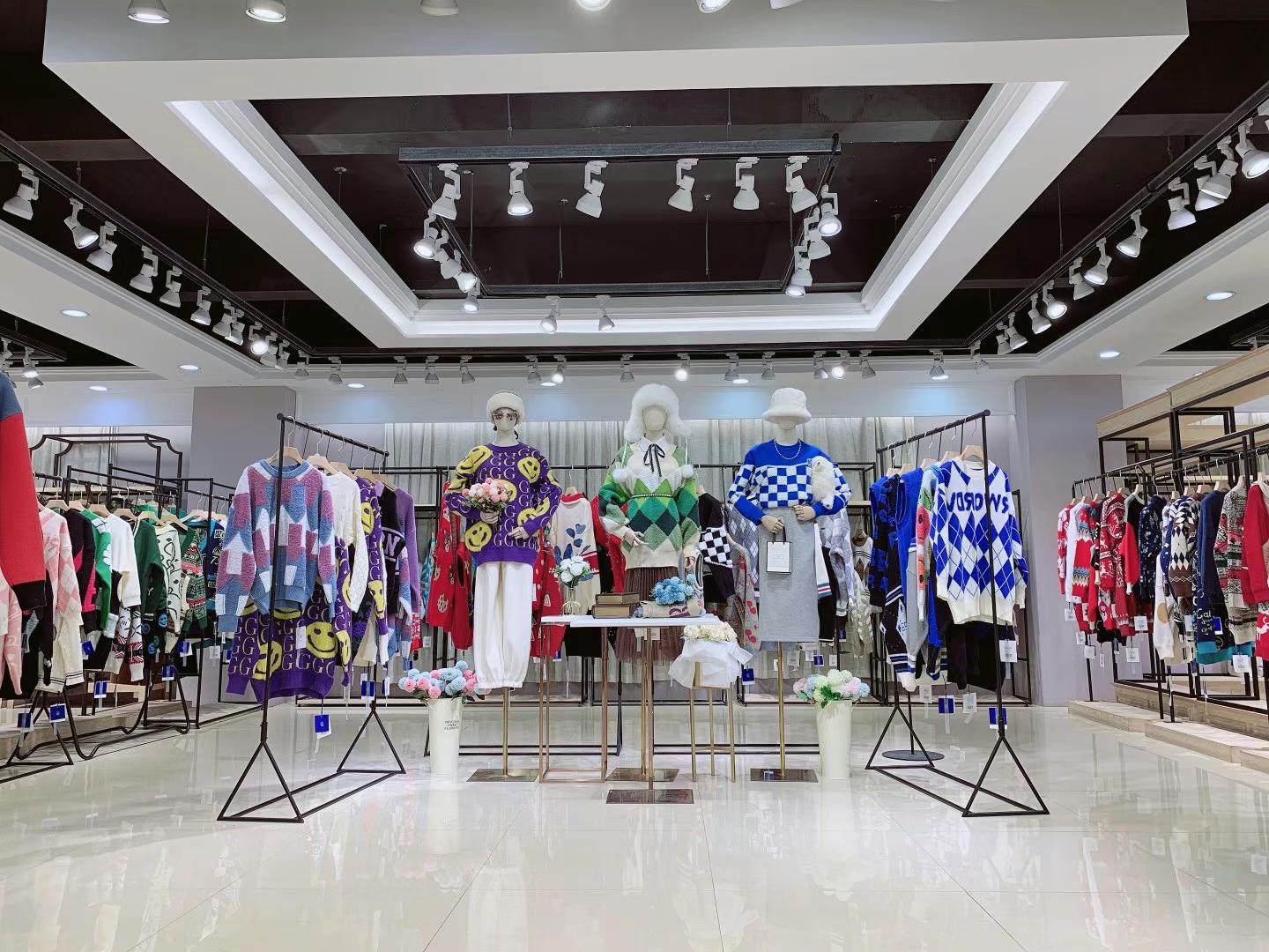 廣州品牌吉米小熊藍標(biāo)系列2021季新款品牌折扣女裝尾貨庫存走份批發(fā)