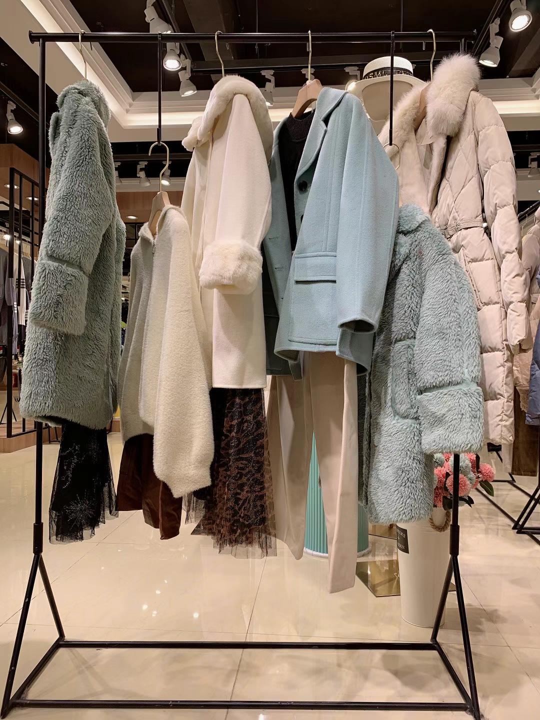 【婉甸WANDIAN】21冬上海一 線高 端品牌折扣女裝在哪里批發(fā) 廣州品牌折扣女裝進貨渠道