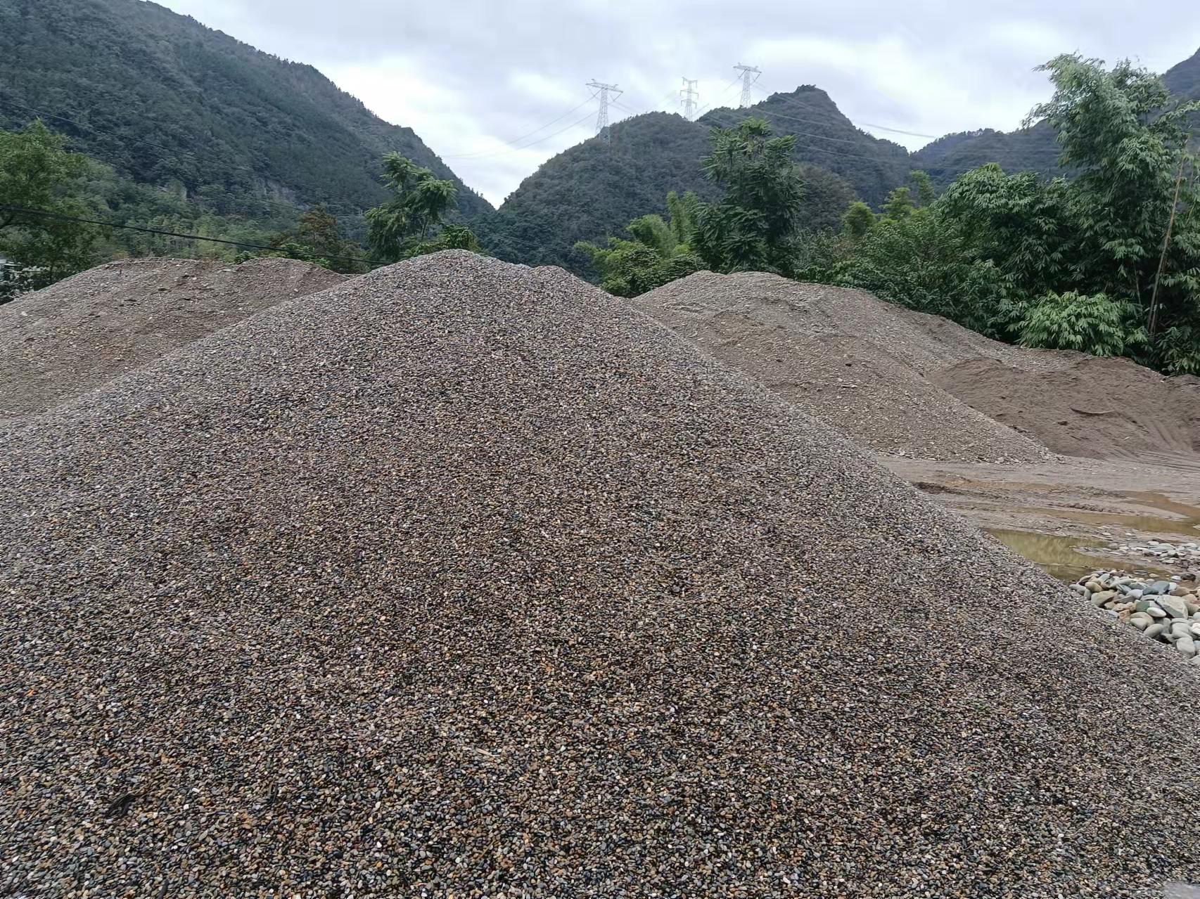 建筑石子天然河沙基地-批发商-报价-性价比-多少钱【广西同泰建材有限公司】图片