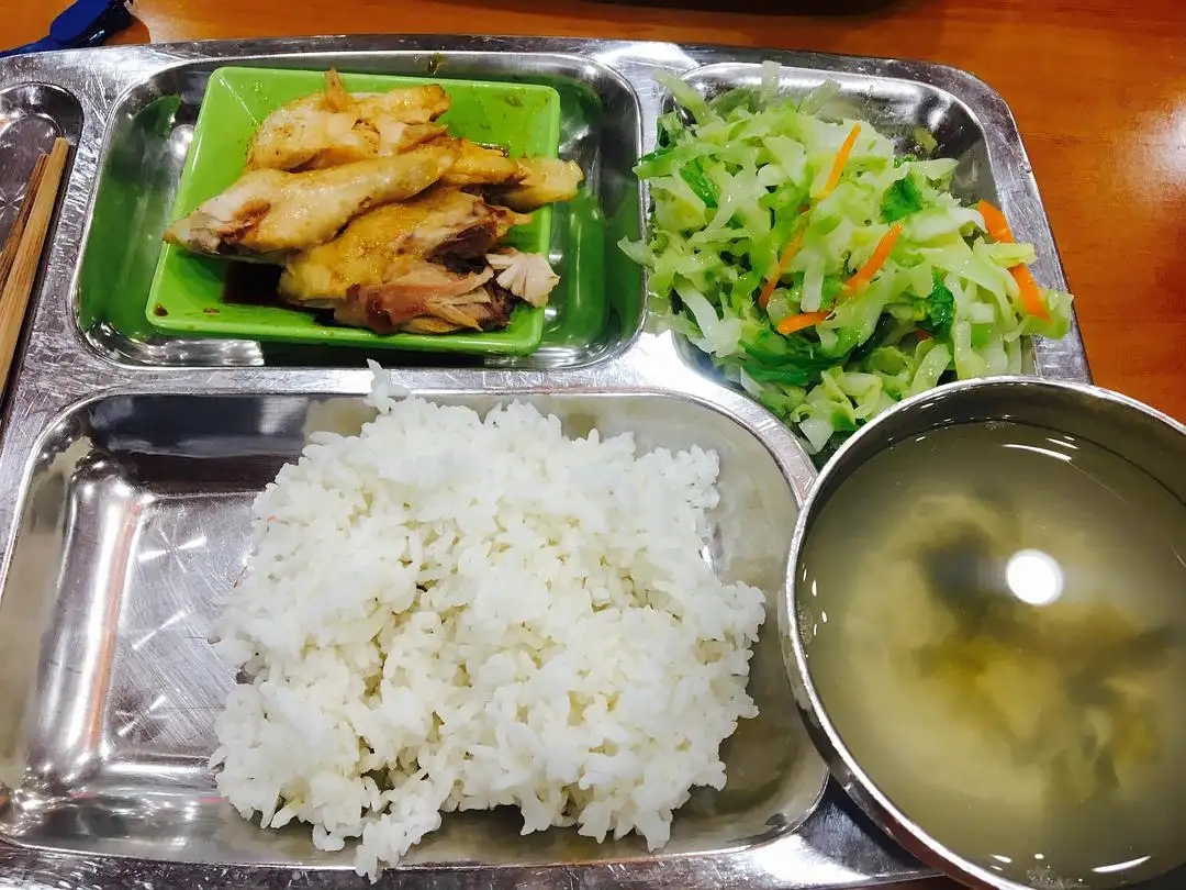 食堂承包公司工作餐配送服务广州增城区食堂承包新塘员工餐配送服务图片