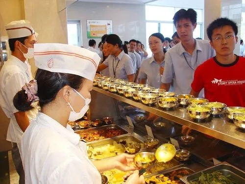 广州市白云区食堂承包公司太和员工餐送餐白云食堂食材配送食堂外包图片