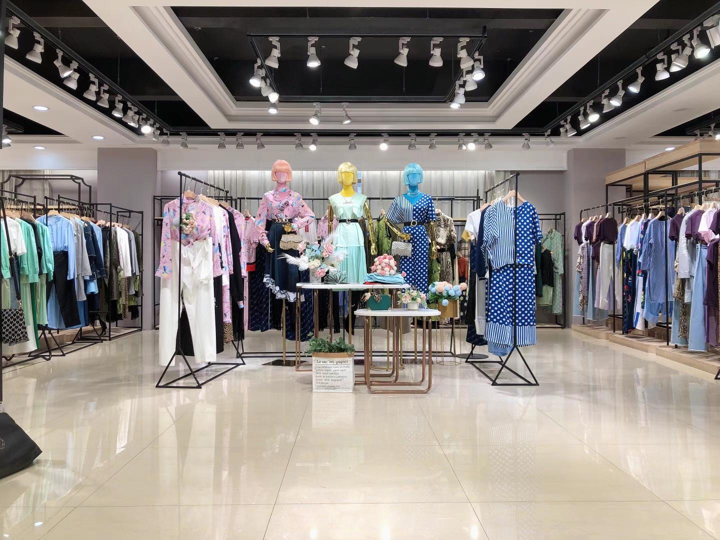 一二線品牌蔡伊文2022夏大碼女裝折扣尾貨貨源批發(fā)  女裝尾貨批發(fā)基地