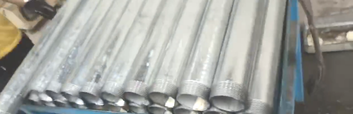 鍍鋅鋼管50兩頭套絲圖片