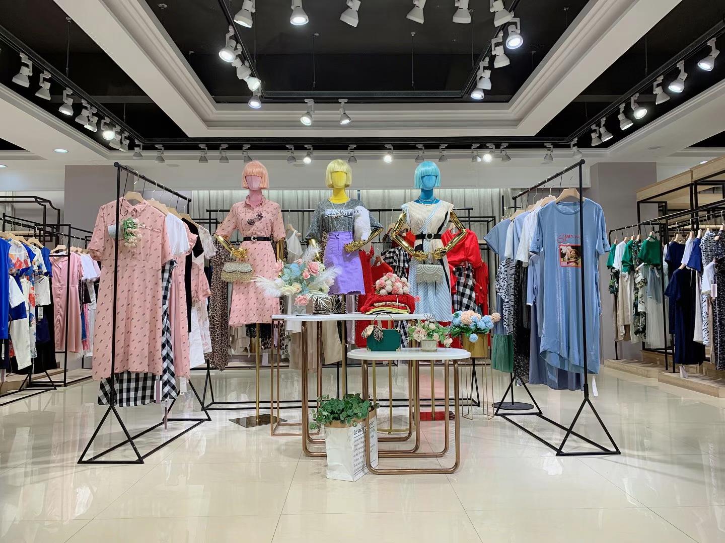 品牌 金粉名裳2022夏品牌女裝折扣尾貨庫(kù)存批發(fā)貨源
