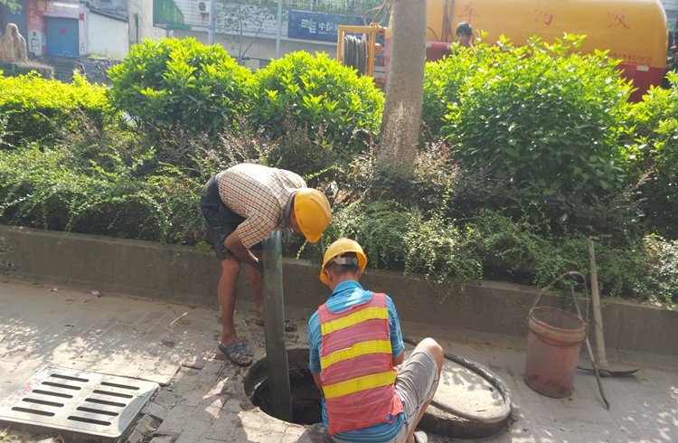 广州市花都区花山镇疏通厕所下水道公司厂家花都区花山镇疏通厕所下水道公司 清理化粪池 清理沙井 清洗管道