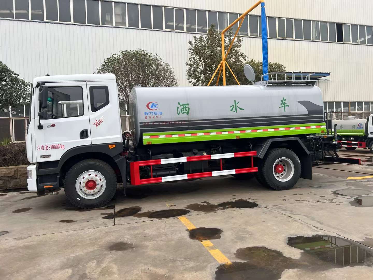 灑水車圖片/灑水車樣板圖 (3)