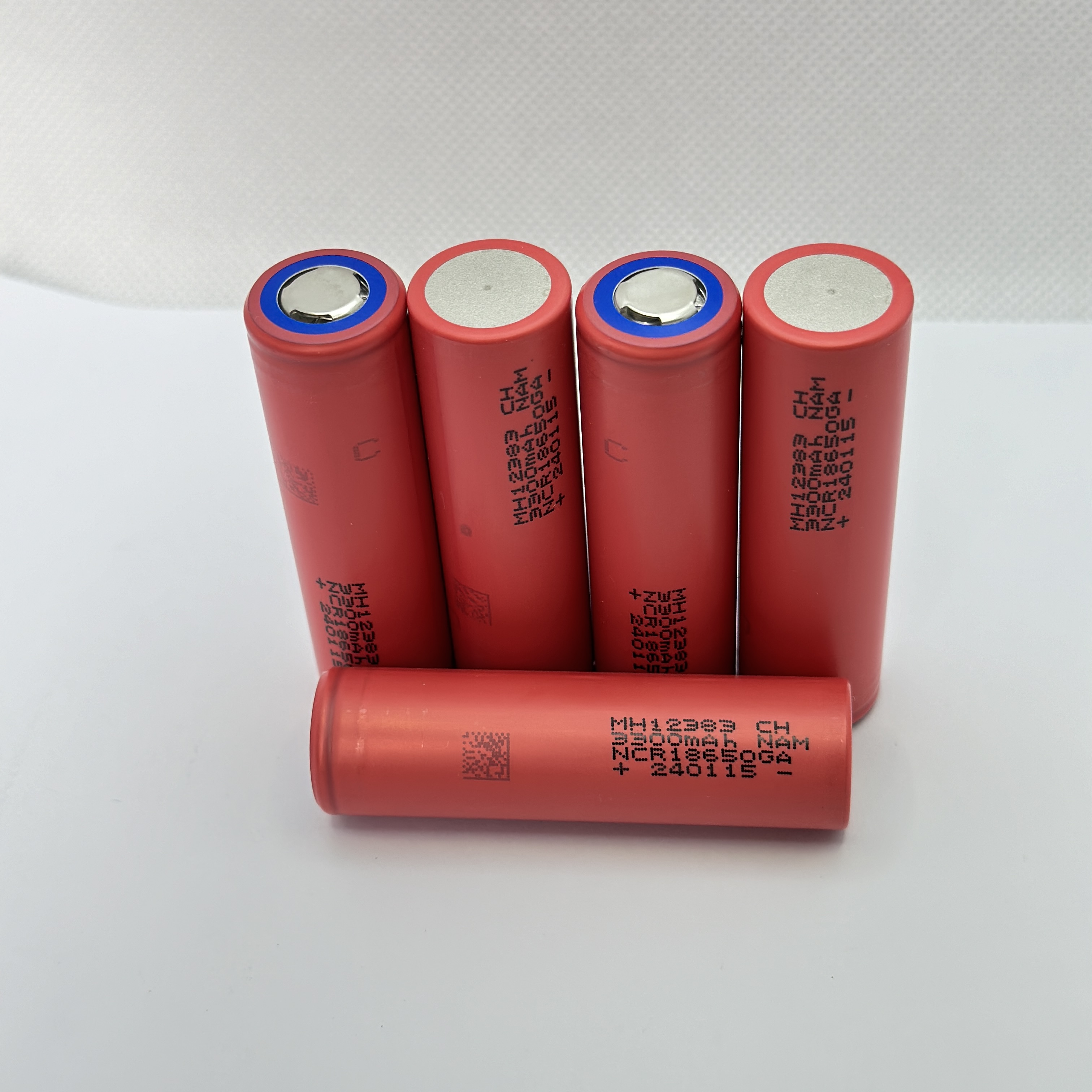 三洋18650GA锂电池 3500mah 3C高倍率，扫地机锂电池，割草机锂电池，无人机锂电池图片