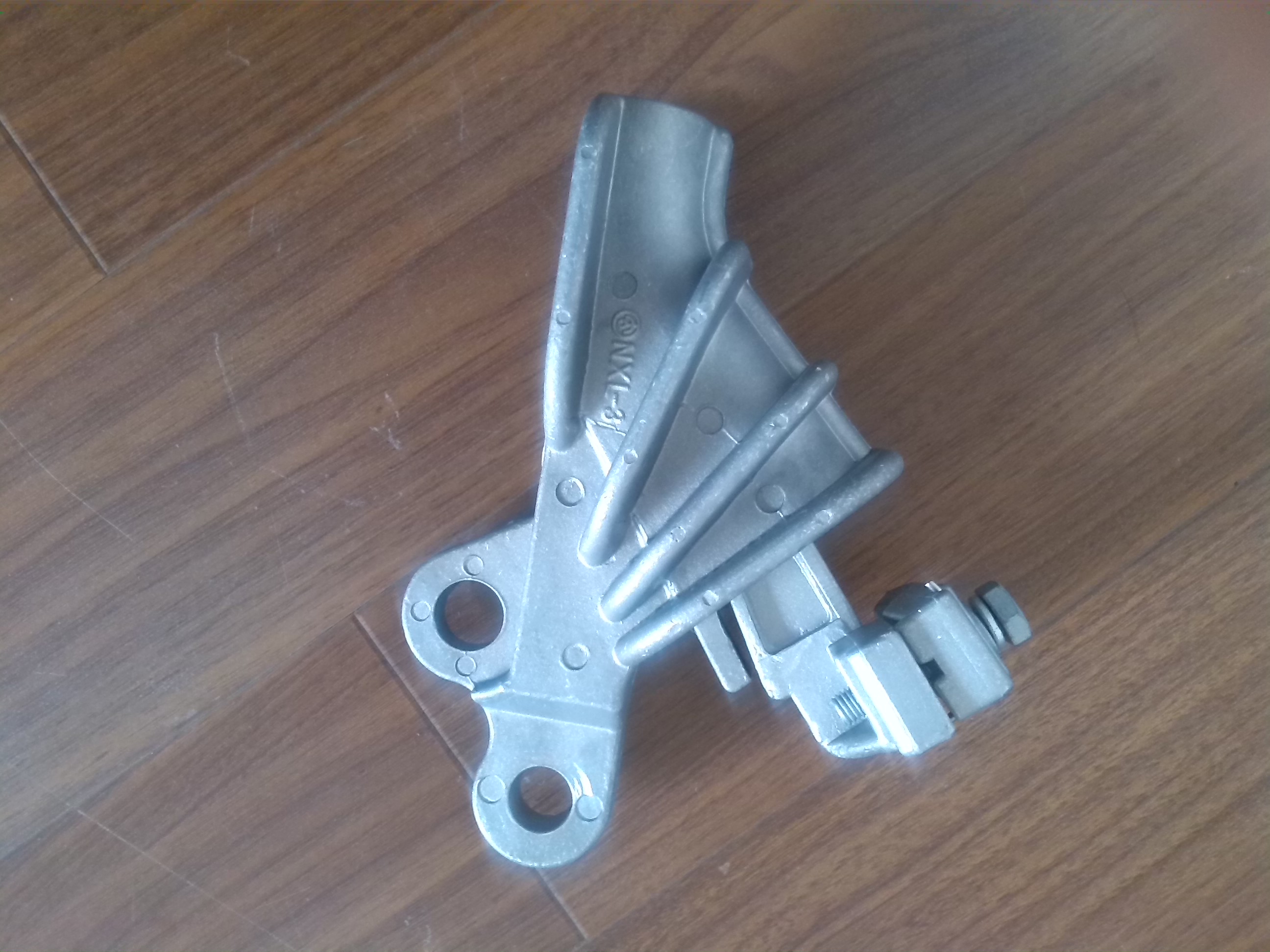 耐張線夾NXL圖片/耐張線夾NXL樣板圖 (1)