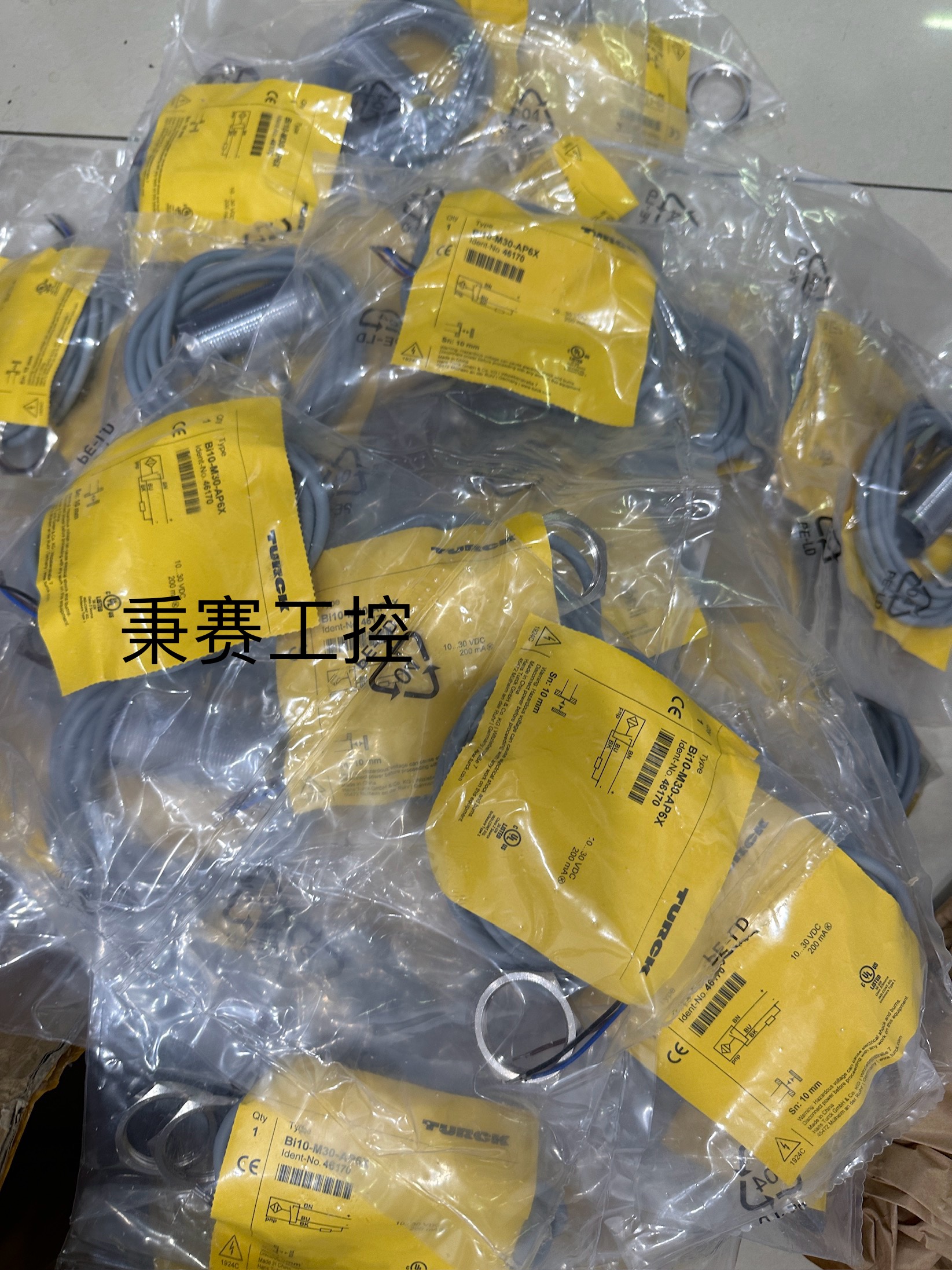 TURCK 图尔克    电感式传感器  上海BI10-M30-AN6X 上海BI10-M30-AP6X图片