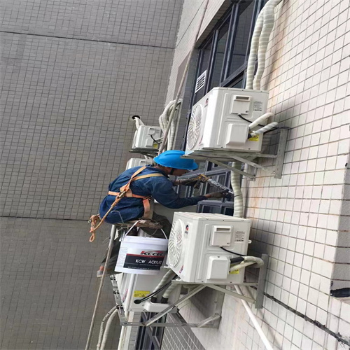 南宁家里漏水维修,顶层漏水