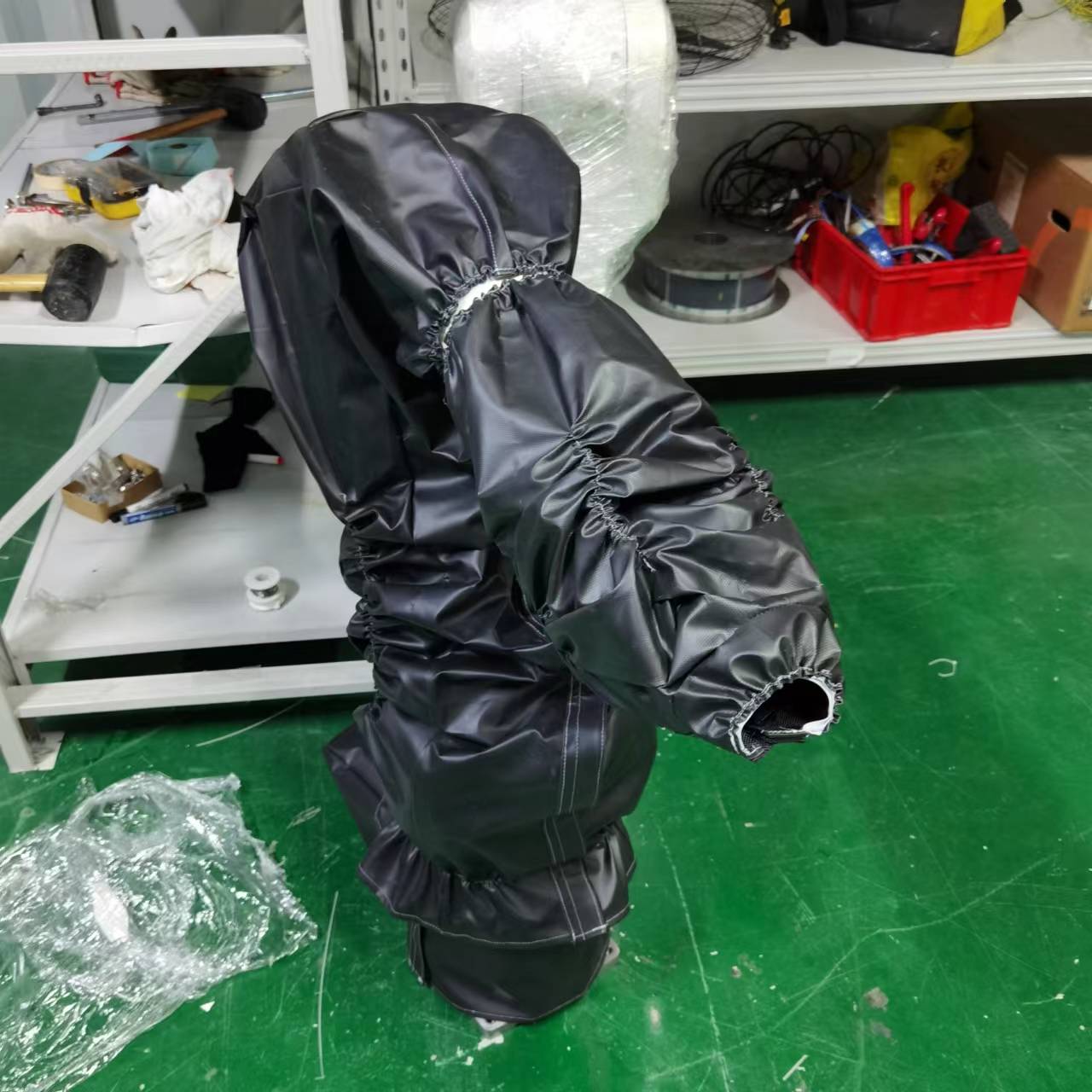 機(jī)器人防護(hù)服PVC材質(zhì) 機(jī)器人防護(hù)服灰色耐磨布材質(zhì)發(fā)那科