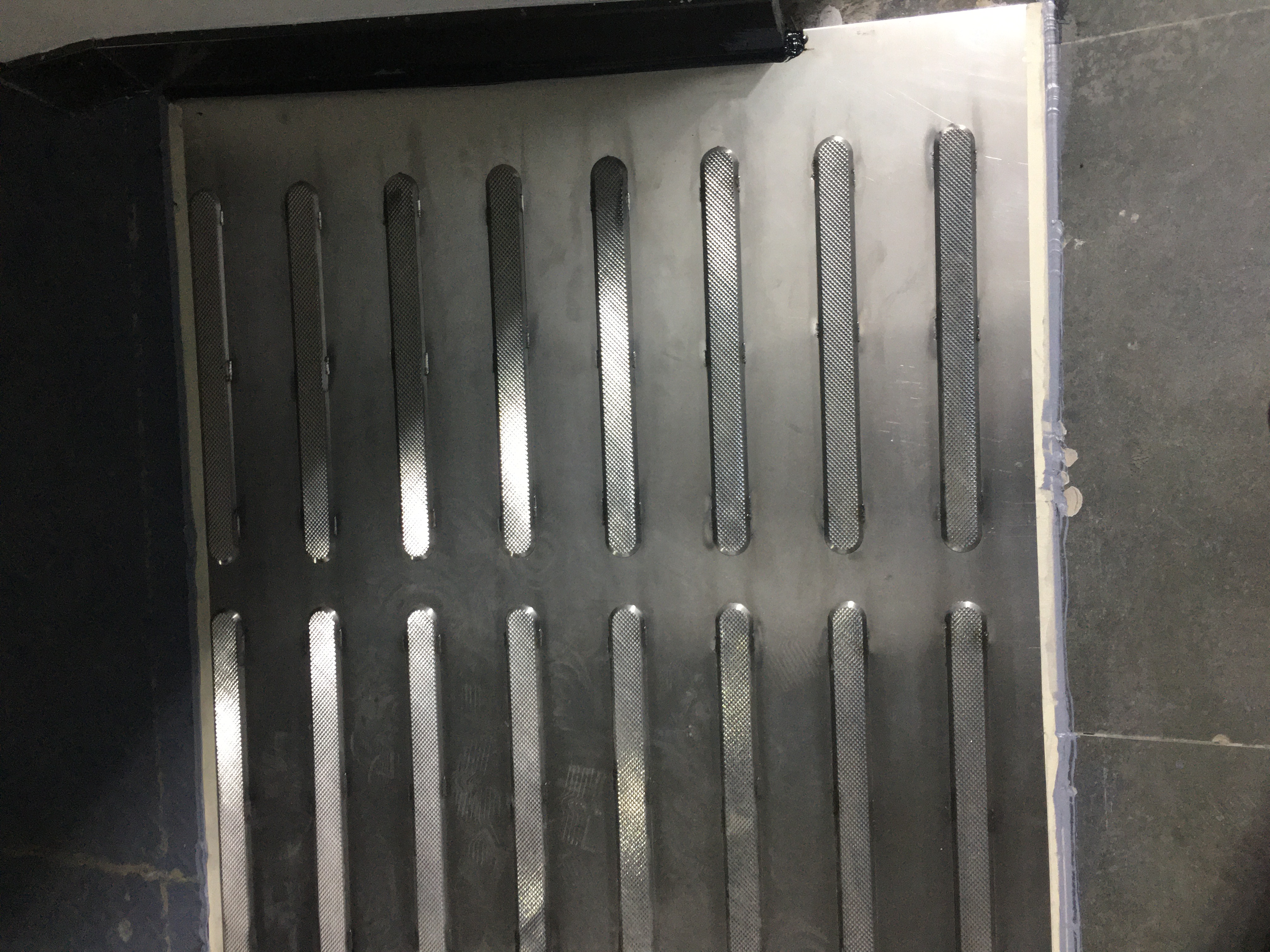 不銹鋼鏡面鋼帶價(jià)格，不銹鋼鏡面鋼帶報(bào)價(jià)，不銹鋼鏡面鋼帶廠家，不銹鋼鏡面鋼帶批發(fā)圖片