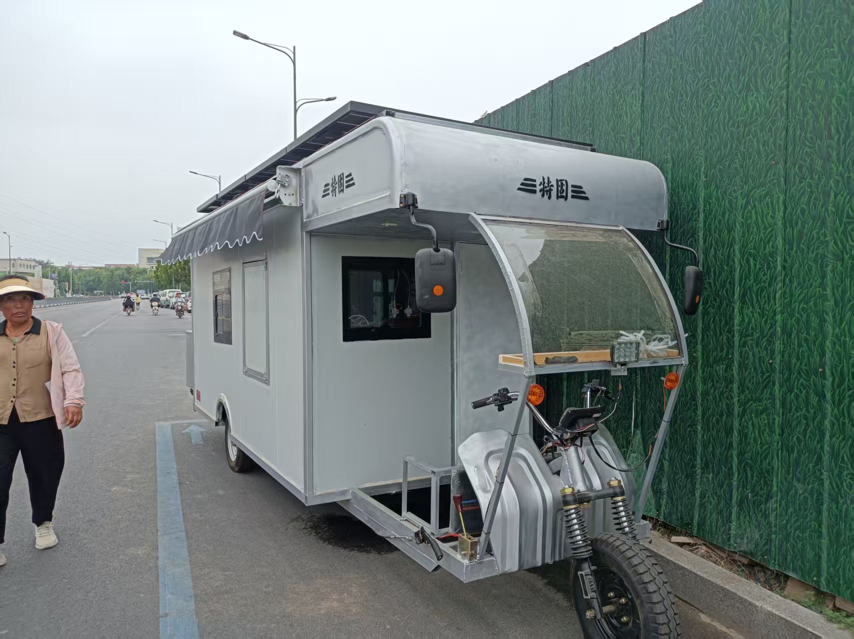 自行式三輪房車 三輪房車 自行三輪房車廠家 @菏澤市牡丹區(qū)特固金屬制品經(jīng)營部