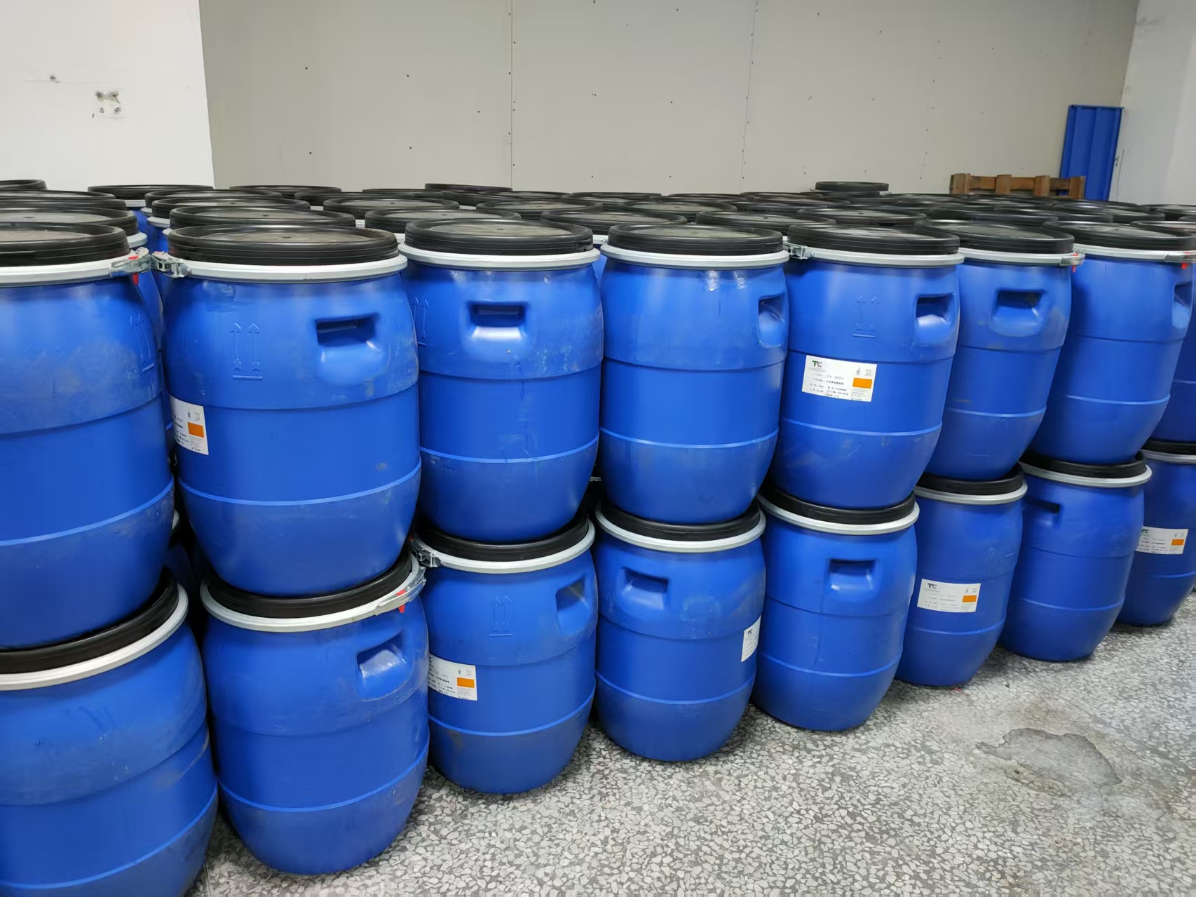 東莞水性工業(yè)涂料廠家、價(jià)格、批發(fā)、報(bào)價(jià)【東莞市福澤榮環(huán)保材料科技有限公司】