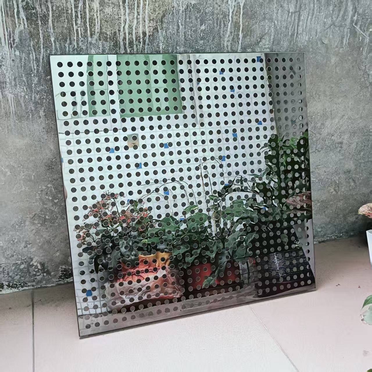 亂孔鋁天花扣板龍骨安裝