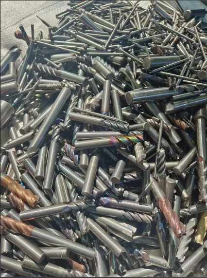 上海金山鎢鋼刀頭回收