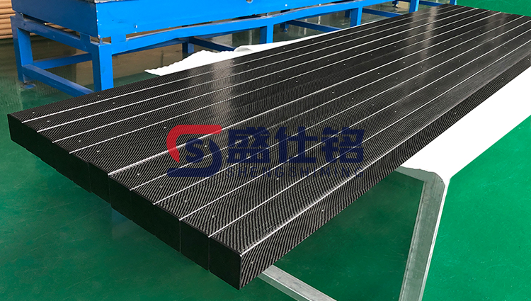 非標定制碳纖維方管 高剛性耐沖擊 工業(yè)碳纖維管件