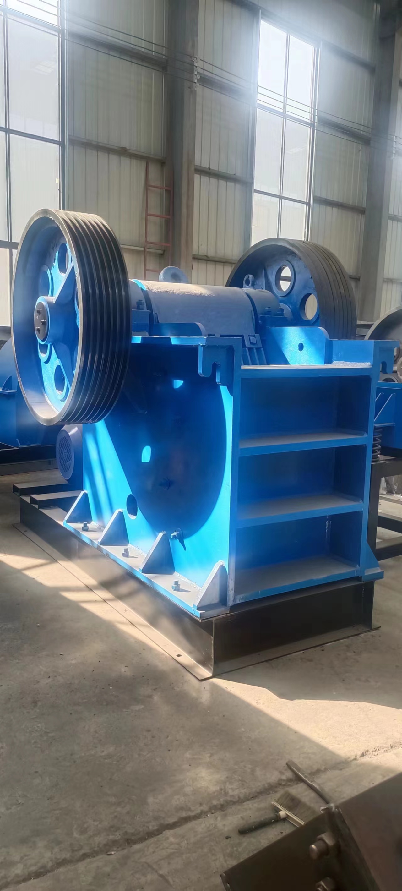 顎式破碎機(粗碎/細碎/液壓)節(jié)能環(huán)保 顎式破碎機PE500x750