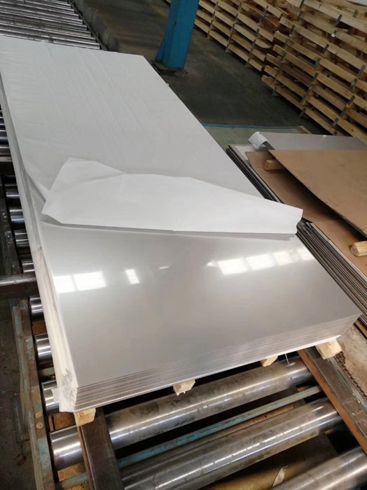 1.2363是空冷淬透鋼，鋼中碳化物分布均勻