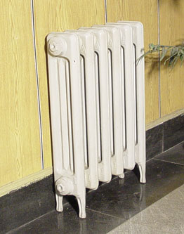 供應(yīng)用于建筑采暖的河北冀州M132鑄鐵暖氣片