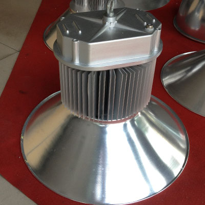 廠家直銷150WLED工礦燈 *