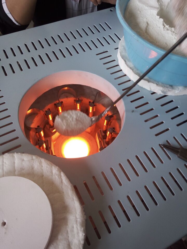 供應(yīng)專業(yè)蓬達品牌節(jié)能熔塊爐 PD-RJ14