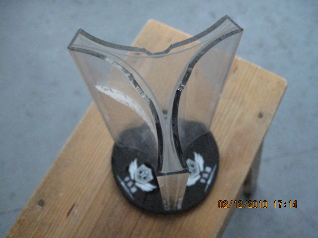 供應(yīng)有機(jī)玻璃酒水牌制作