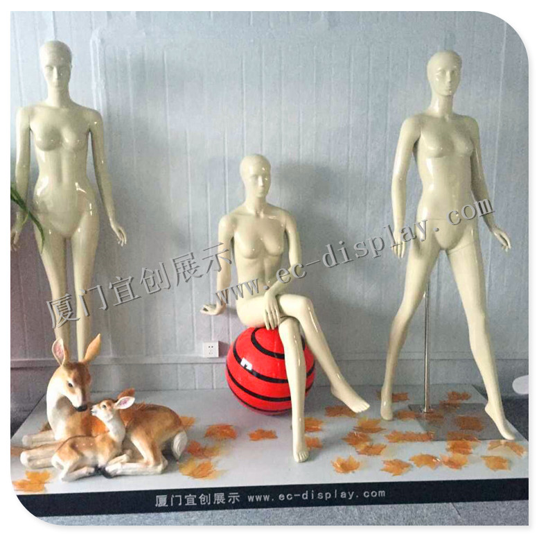 銀杏葉櫥窗 玻璃鋼仿真大銀杏葉 櫥窗道具制作 集成道具制作廠家