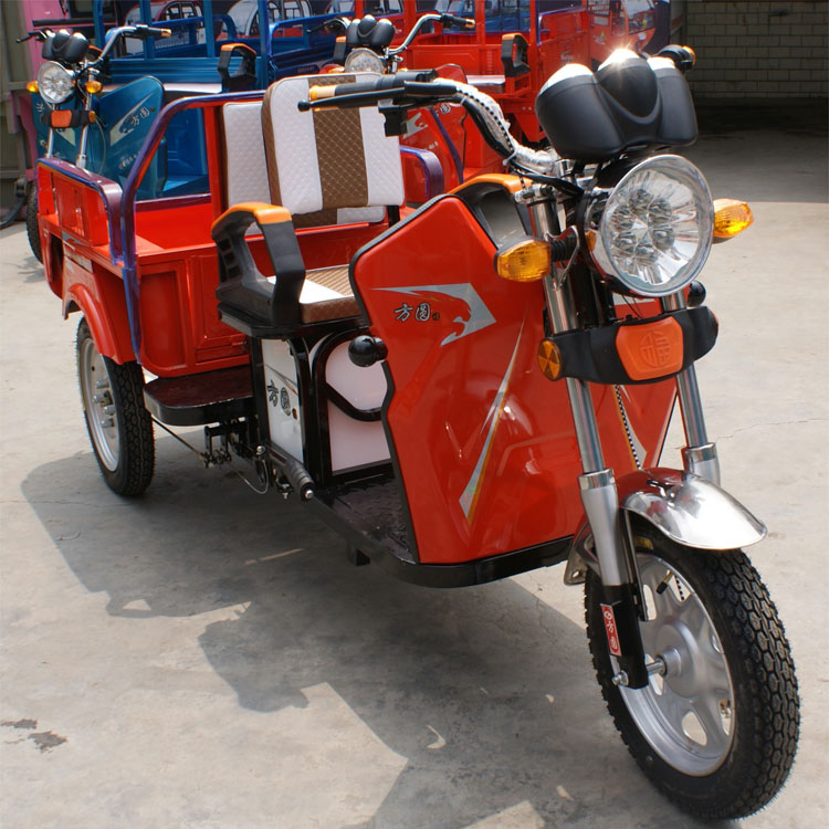 供應(yīng)銅仁印江豪華款小折疊電動(dòng)三輪車德江客貨兩用電動(dòng)車沿河電動(dòng)三輪貨車