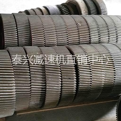 供應(yīng)ZS65齒輪箱,泰興齒輪減速箱