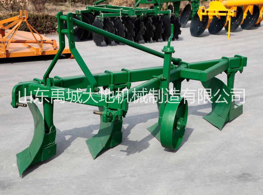 供應(yīng)雙鏵犁/三鏵犁/四鏵犁/五鏵犁