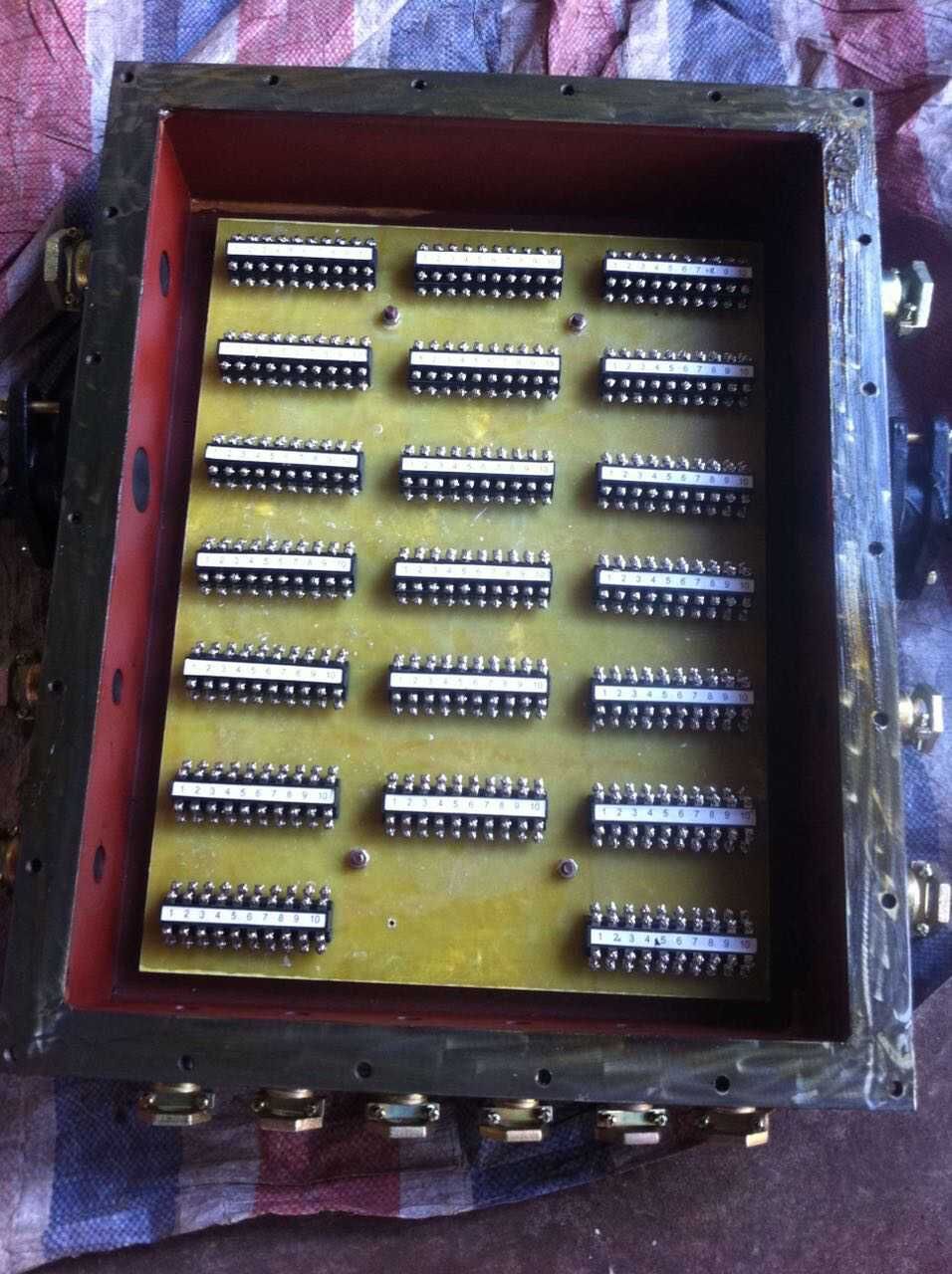 供應寧夏固原市礦用電話分線箱特價 中衛(wèi)市200對礦用分線箱
