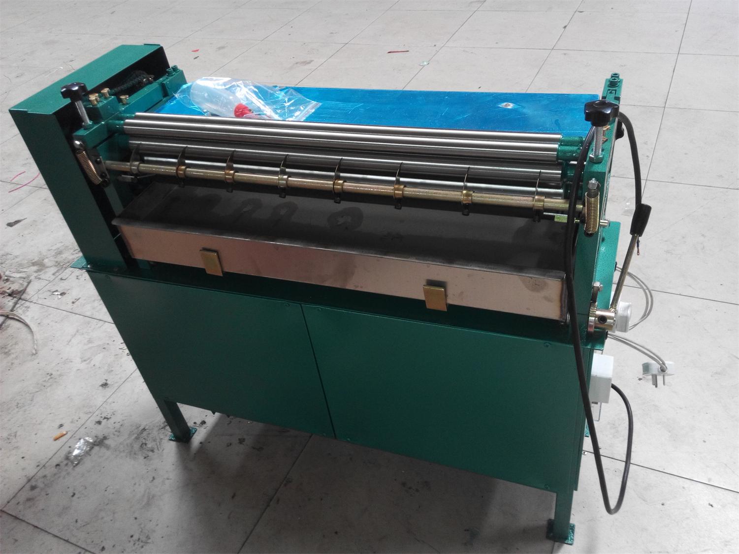 供應(yīng)700普通型熱熔膠膠水機