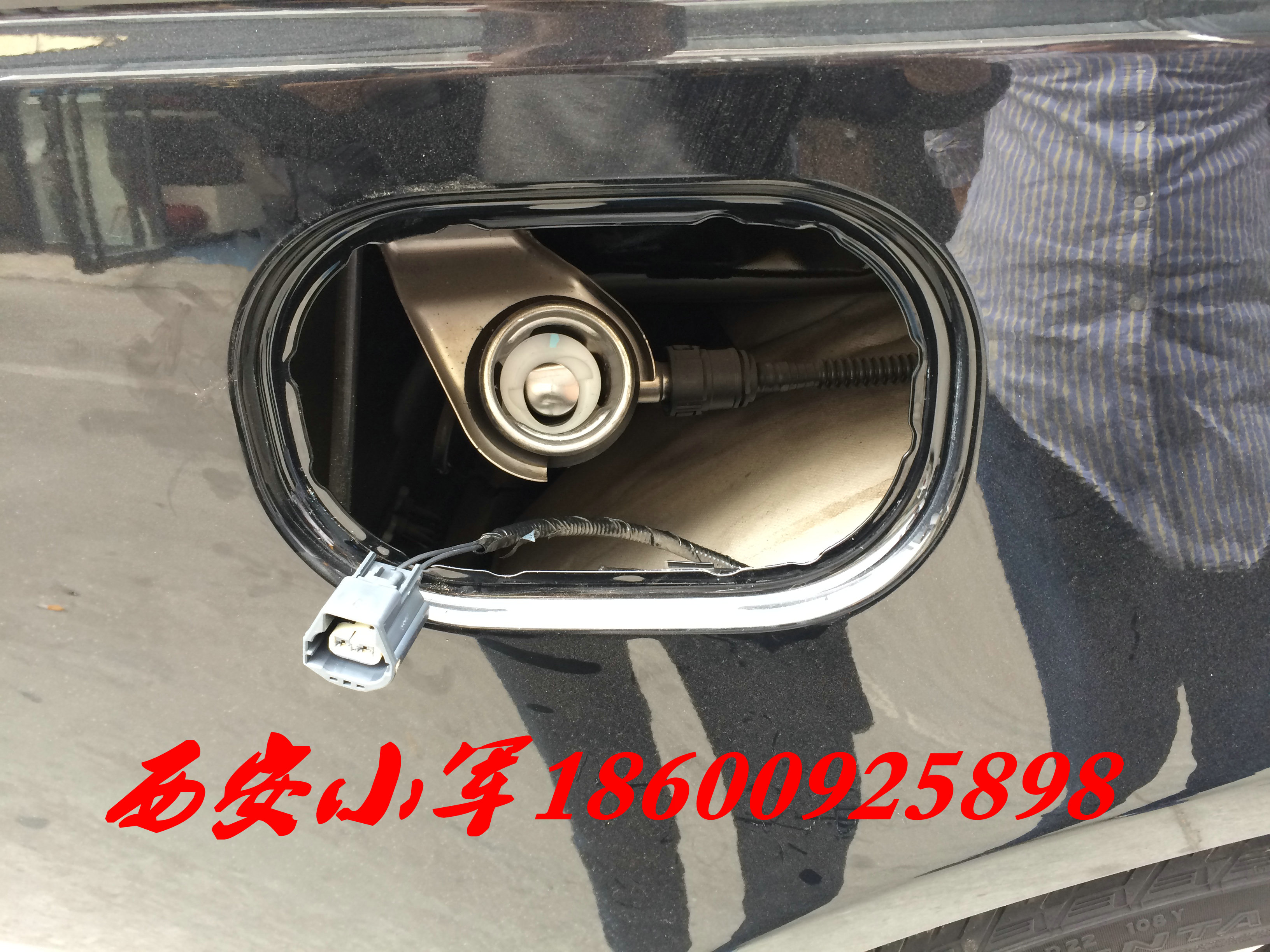 供應用于配件的路虎攬勝加鎖油箱蓋