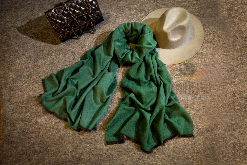 供應(yīng)用于的圍巾巾拍攝義烏淘寶攝影專業(yè)網(wǎng)拍詳情頁(yè)制作整店裝修