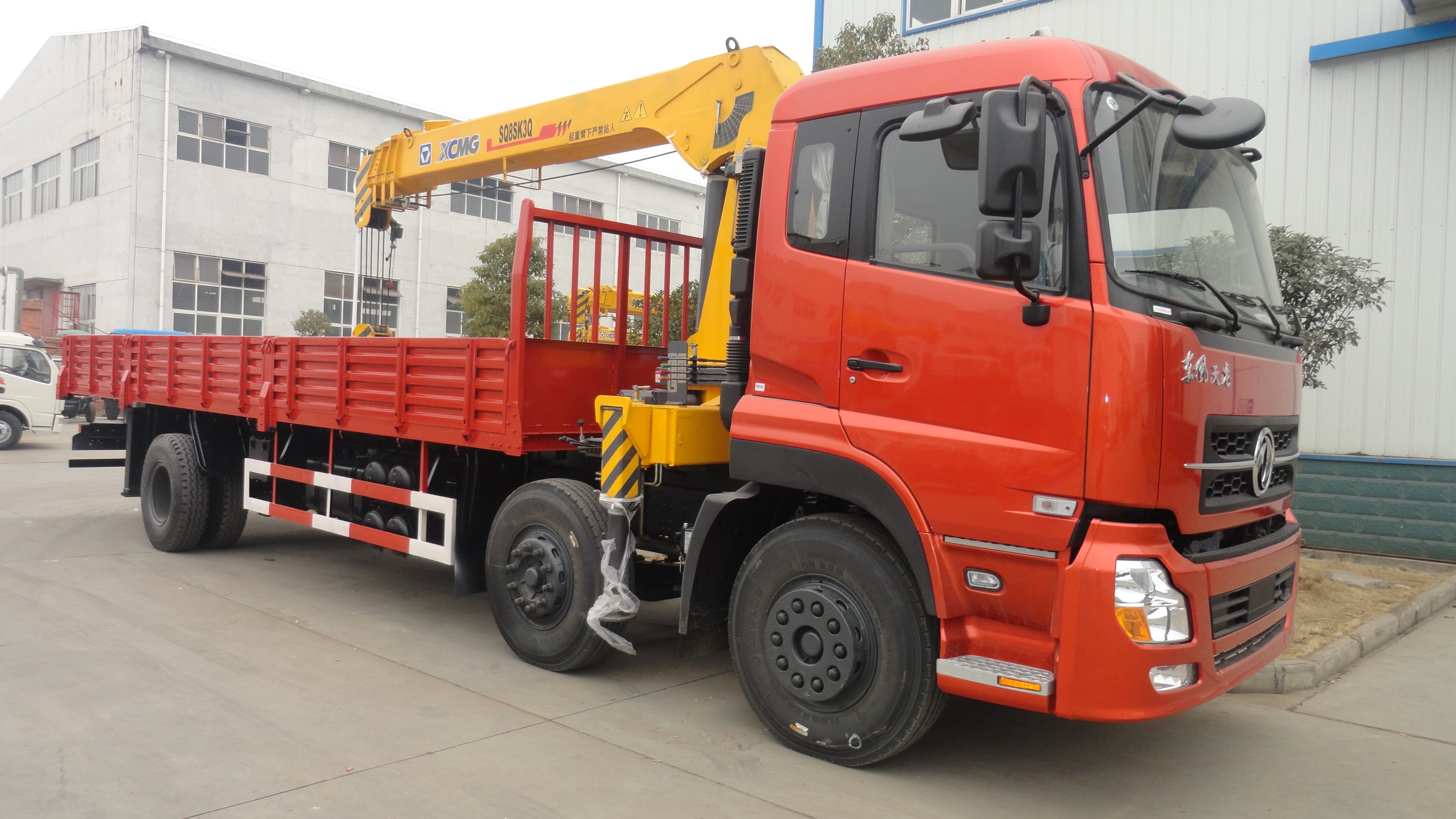 廠家東風*小三軸隨車吊10噸隨車吊