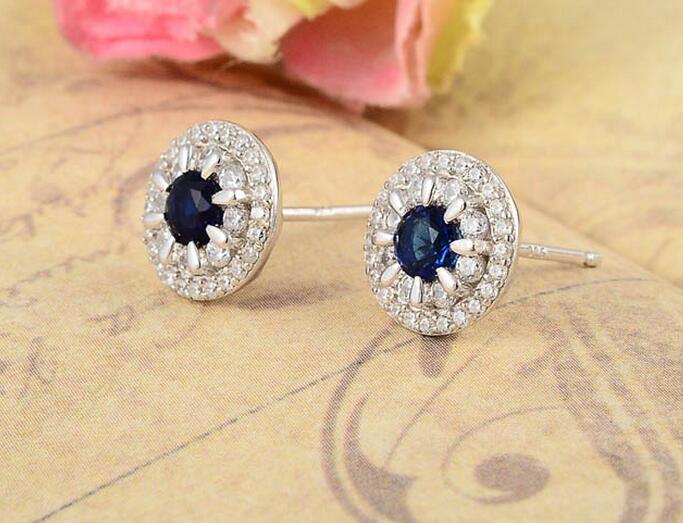 供應(yīng)用于配飾的藍(lán)波耳環(huán)