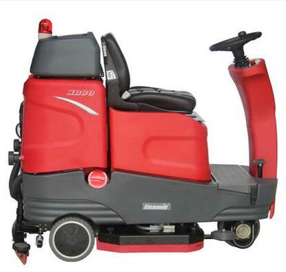 供應(yīng)常州克力威駕駛式洗地機大型洗地機