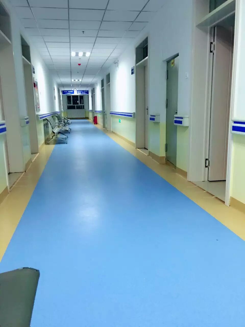 新疆橡膠地板的價(jià)格烏魯木齊橡膠地板的價(jià)格
