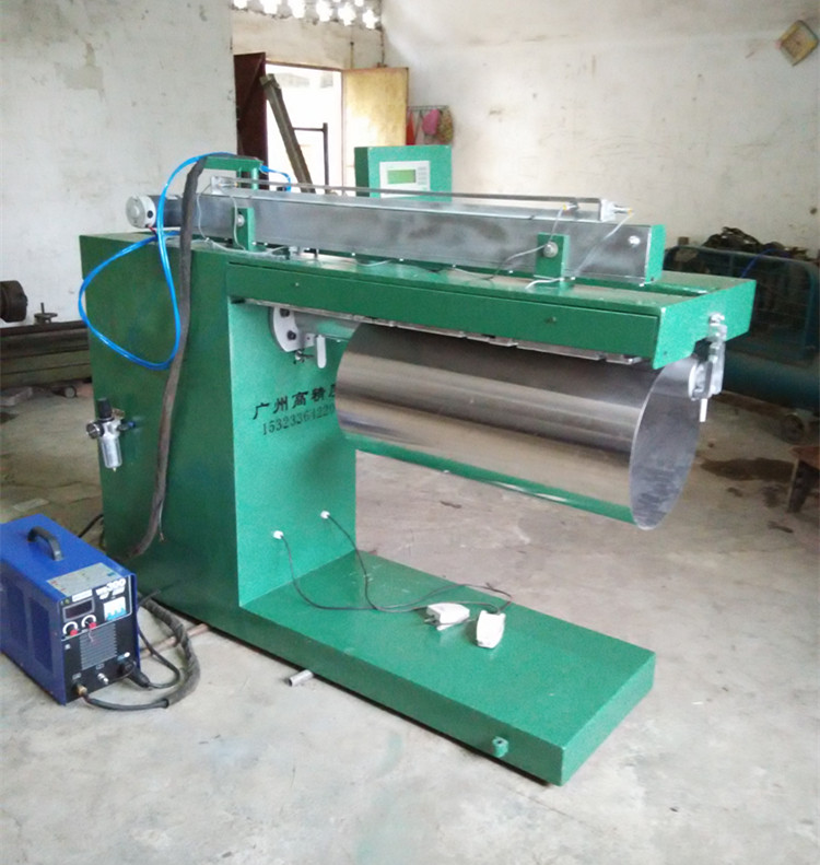 廠家供應(yīng)  GJD-ZF1000不銹鋼直縫焊機(jī) 高精度氬弧逆變直縫焊機(jī)