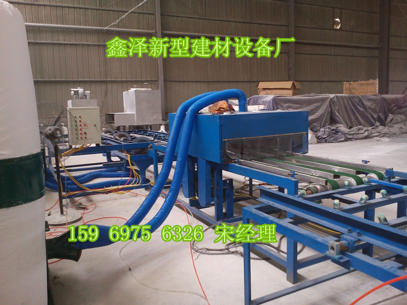 供應(yīng)用于保溫板生產(chǎn)的鑫澤新型建材設(shè)備有限公司