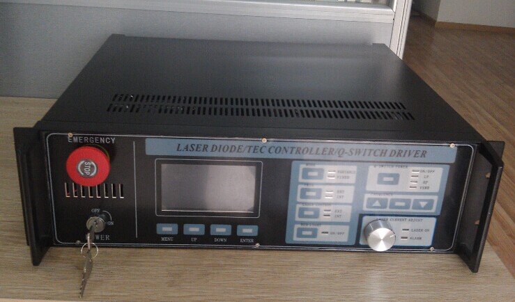 武漢供應(yīng)多功能三合一半導(dǎo)體激光電源帶LD