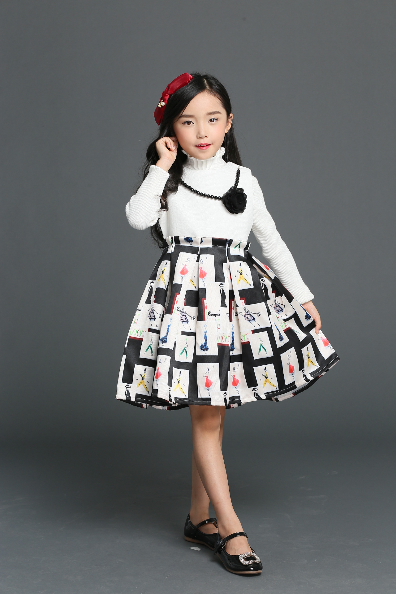 女孩連衣裙 兒童童裝代理加盟 哪家童裝適合加盟 童裝代理加盟電話