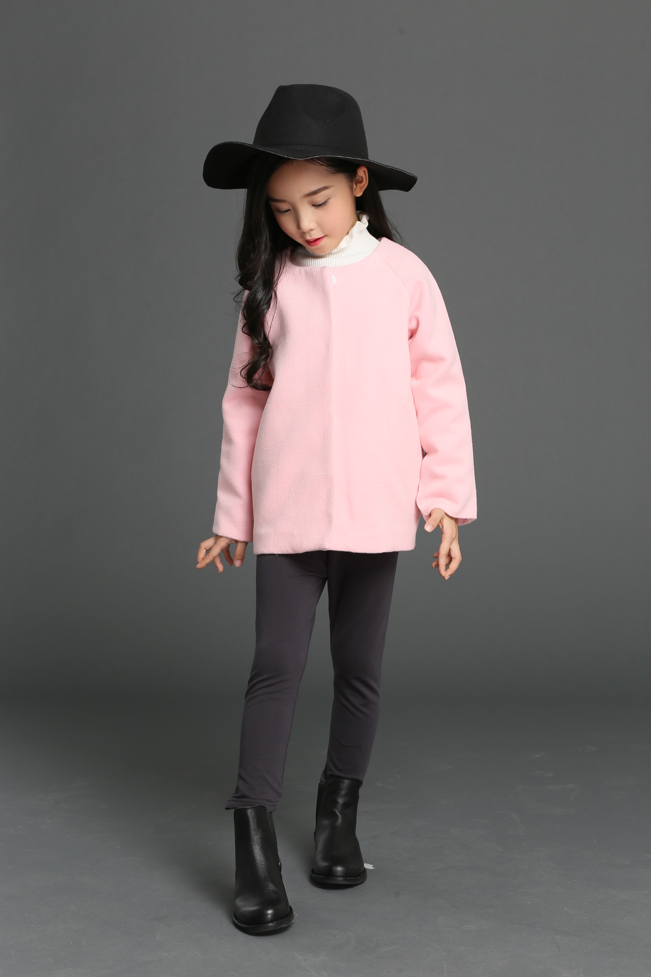 兒童童裝代理加盟女孩大衣童裝加盟 童裝代理加盟電話(huà)