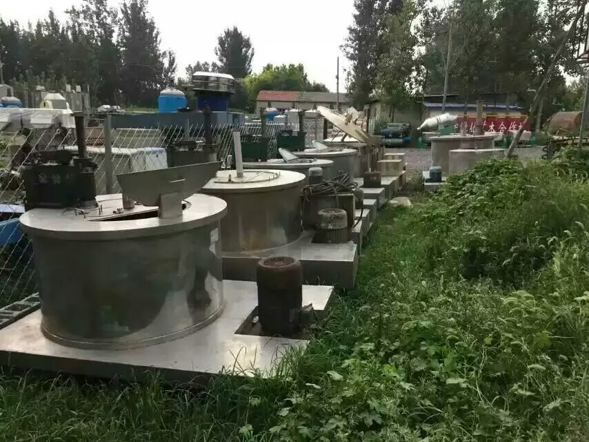 東營二手單級活塞推料離心機(jī)報價